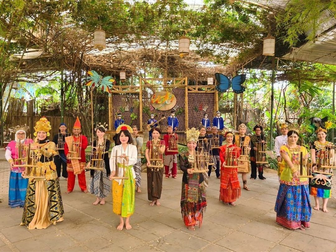 wisata intelektual