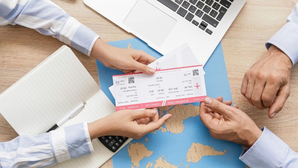 Analisis Laporan Travel