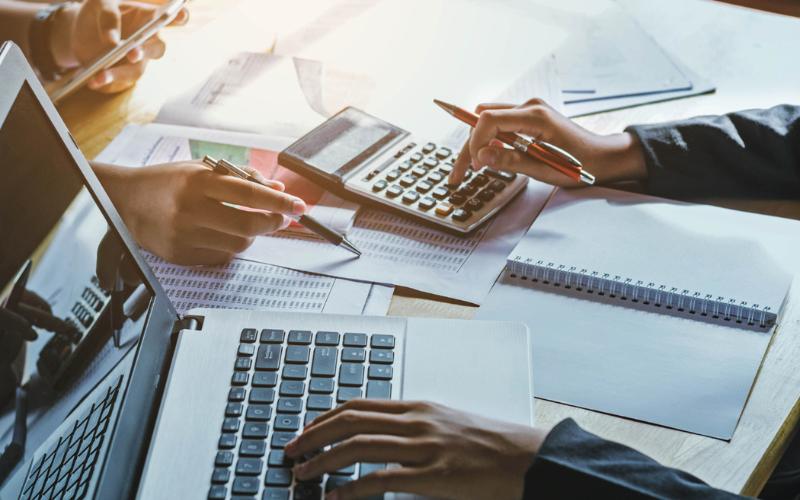 Admin Keuangan Kantor: Tips Efektif Mengelola Pemasukan dan Pengeluaran