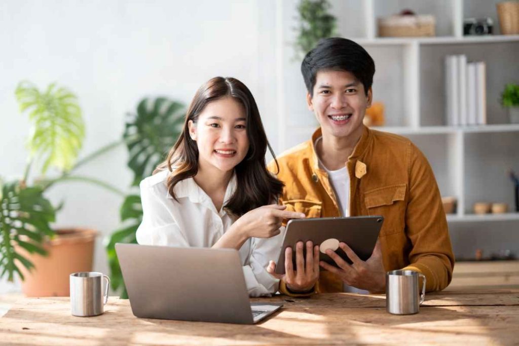 Admin Komunikasi Digital Peran dan Tanggung Jawab Utama