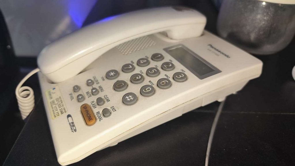 Telepon Kantor